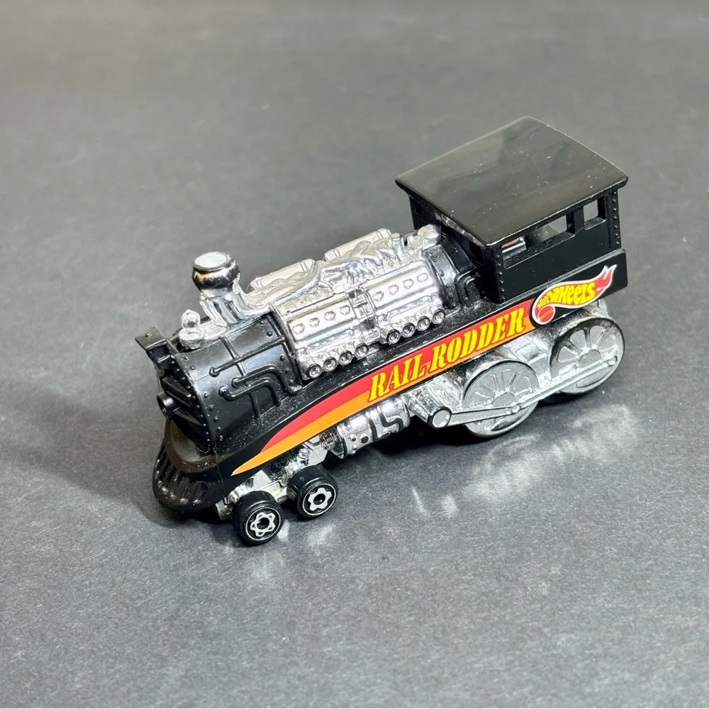 Vintage 1995 Hot Wheels Rail Rodder Train Locomotive Black‎ Orange Mattel